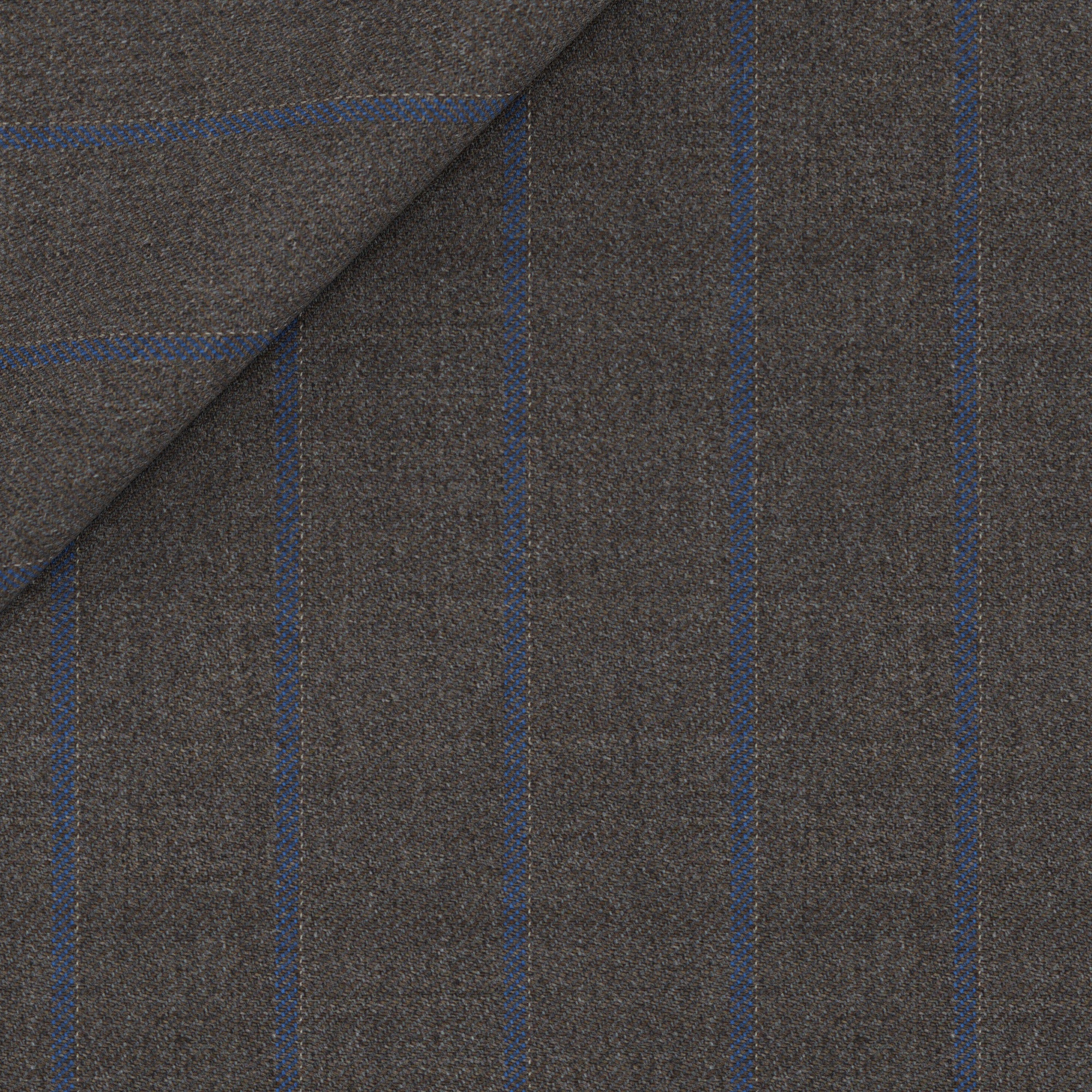 Abito marrone con gessatura blu - Image 2