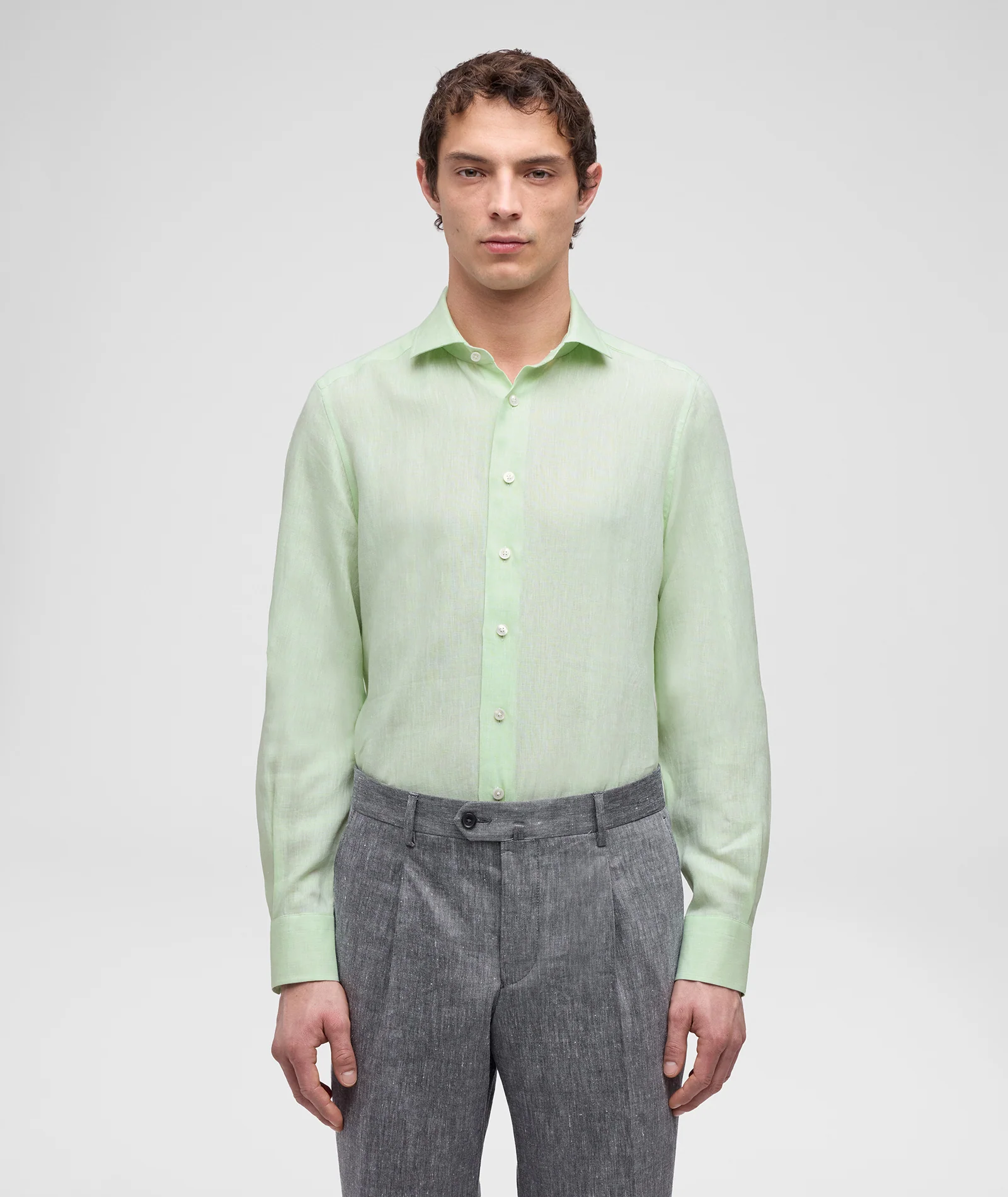 Camicia in lino verde chiaro
