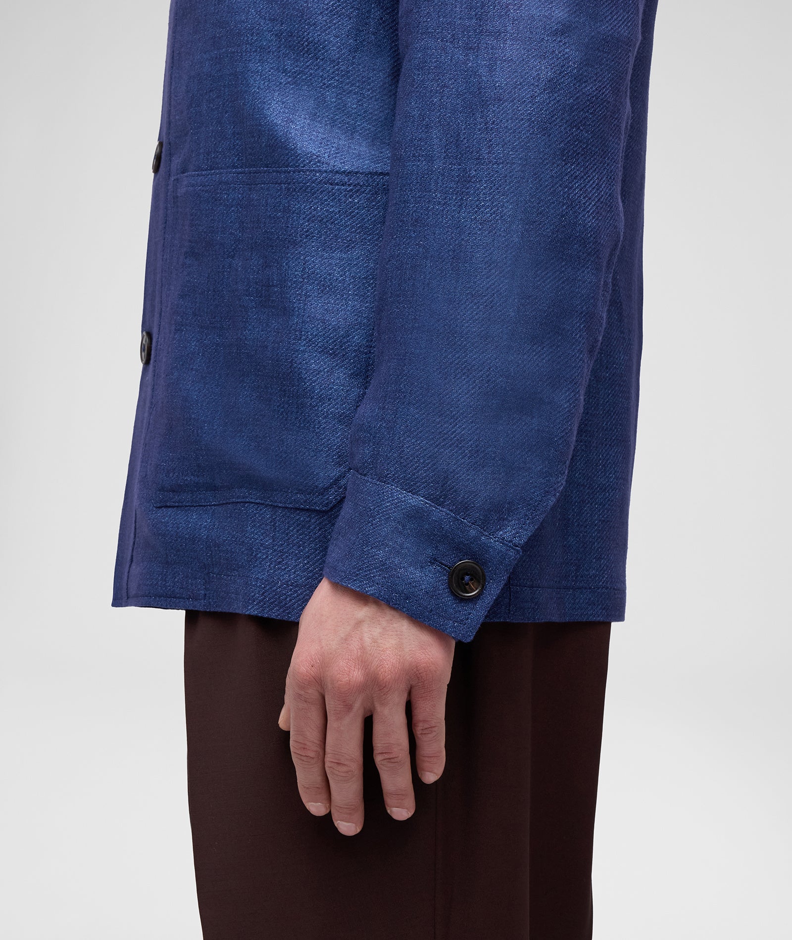 Overshirt in lino microdesign diagonale blu denim - Image 2