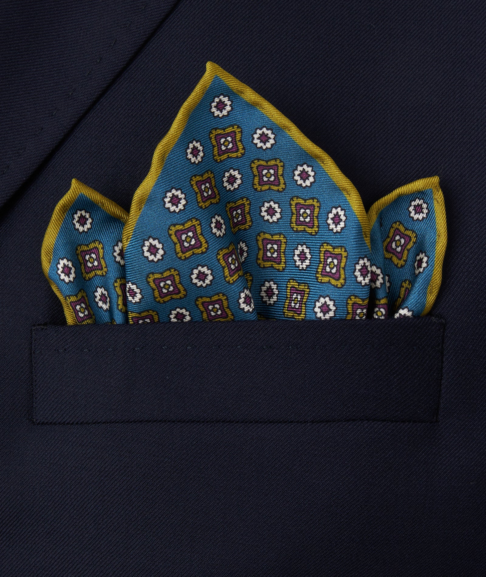 Pochette in seta con fantasia medaglioni azzurro giallo - Image 2